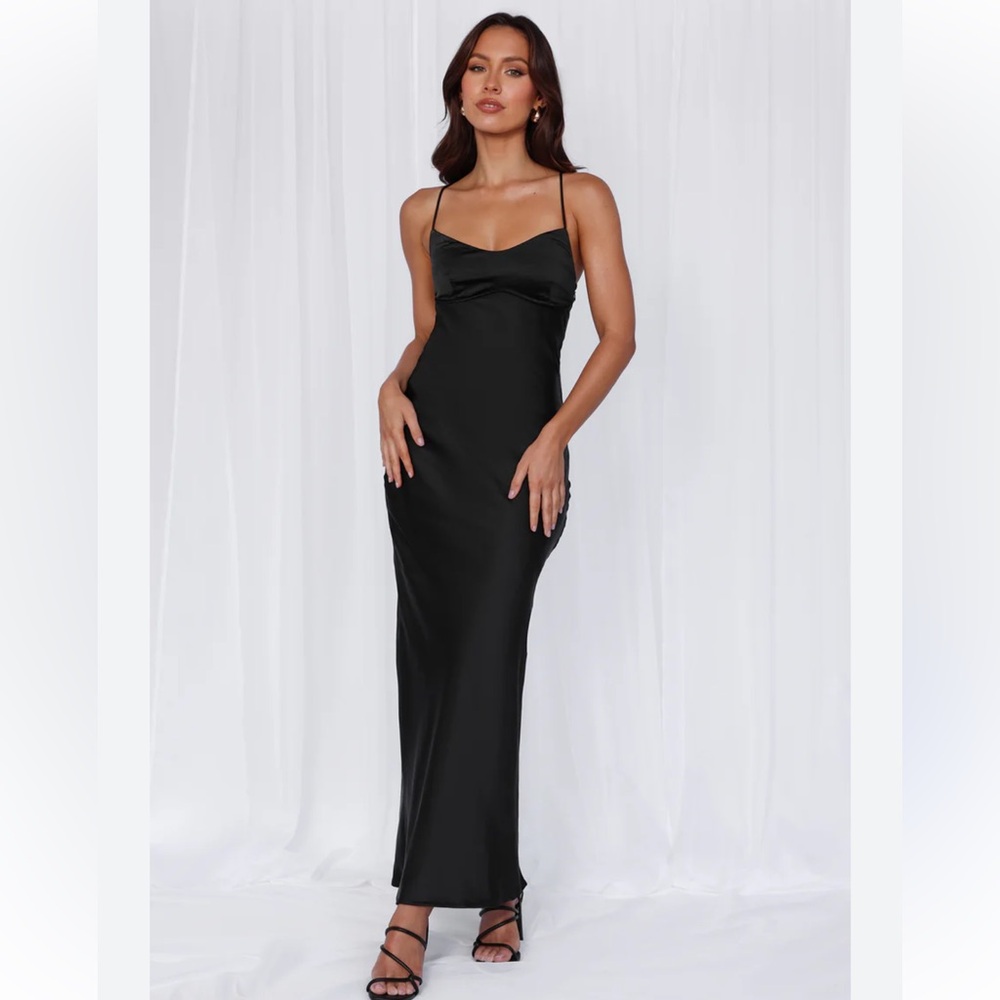 Sophia by Delicates Black Cowl Front Form Long Side Slit Strap Slip Dress. SizeM